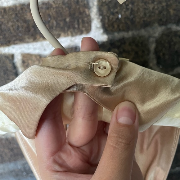 MICA Vintage y2k champagne gold satin dress 2 - Picture 7 of 8